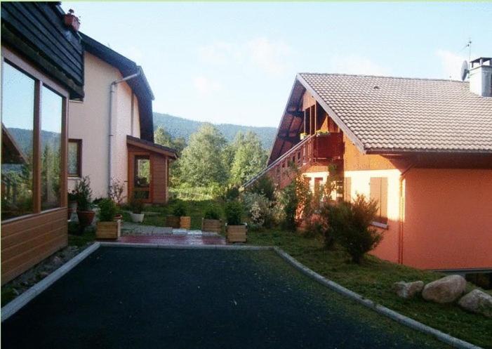 Hotel Restaurant Home Des Hautes Vosges La Bresse Exterior foto