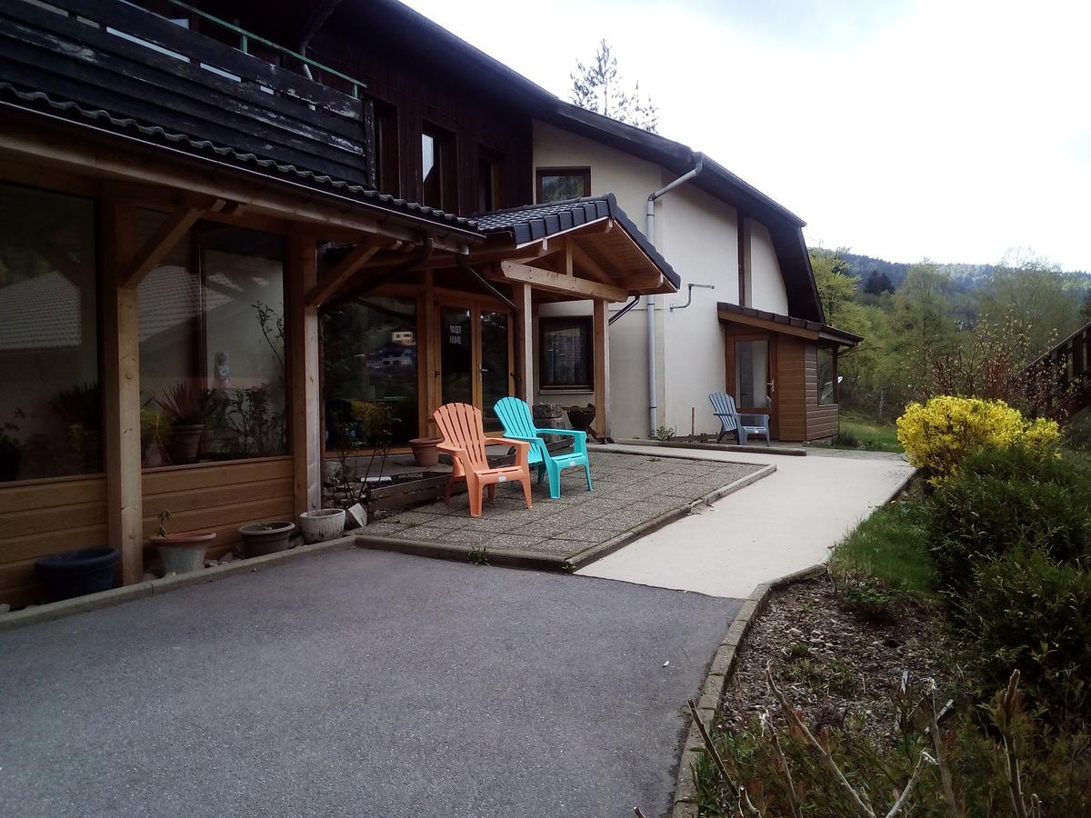Hotel Restaurant Home Des Hautes Vosges La Bresse Exterior foto